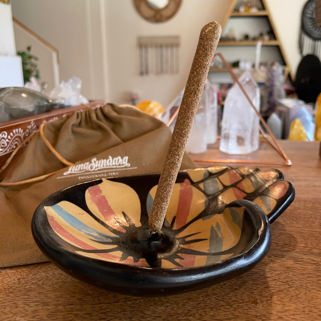 Artisanal Incense Holder - Mano