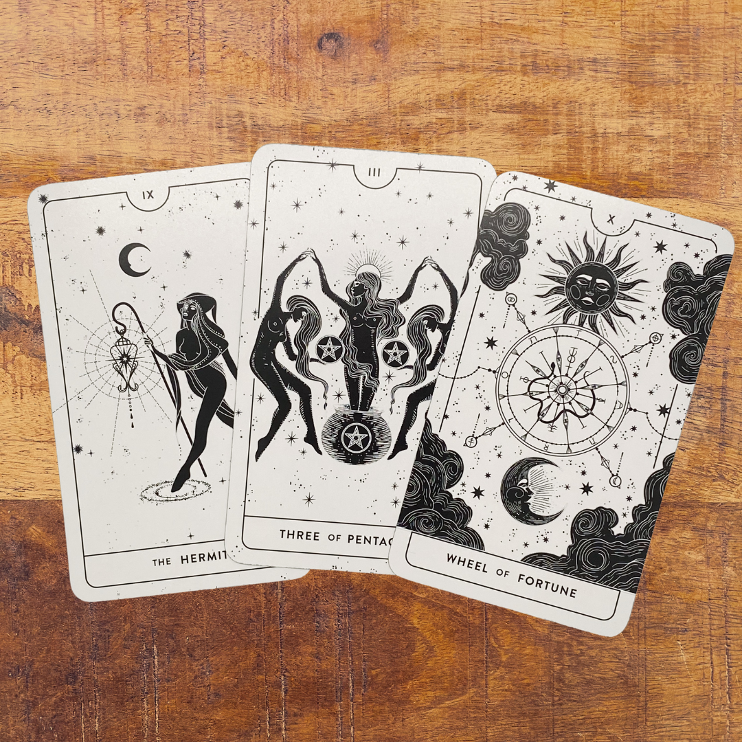 The Divine Feminine Tarot Deck - Diurnal Edition